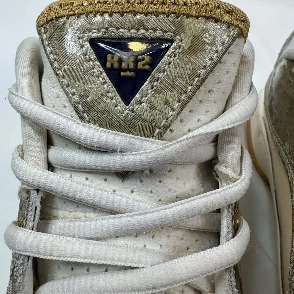 Nike LeBron 22 KC GS King of the Court Basketball Shoes Size 5Y - Picture 5 of 13